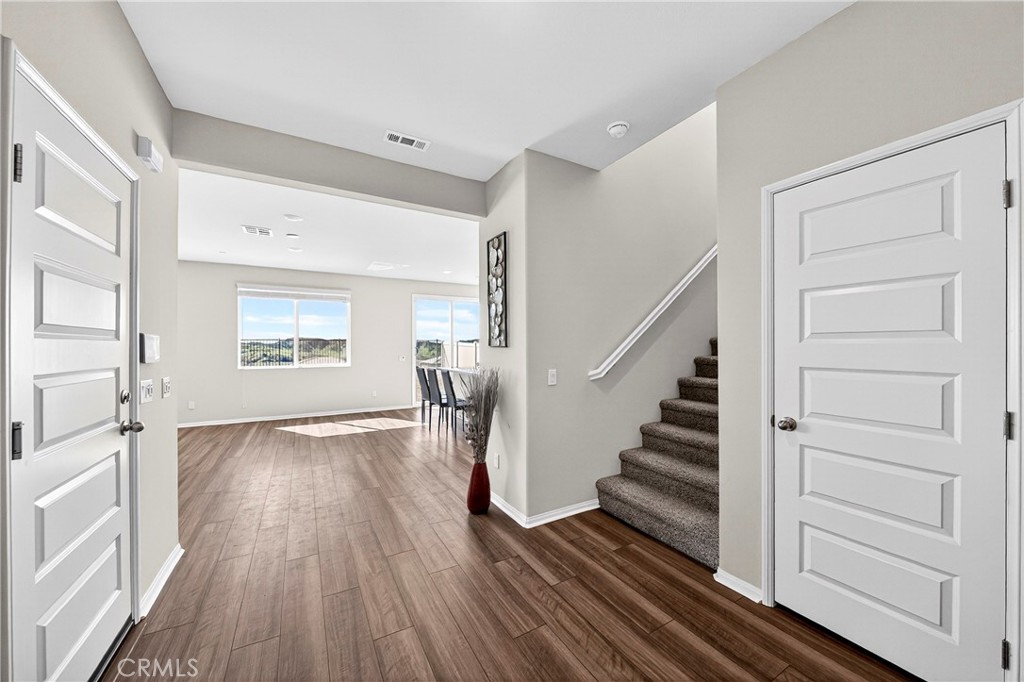 35357 Hutchinson Place