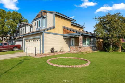 881 S Lamarr Street Rialto CA 92376