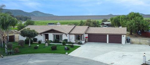 30225 Amber Lane Hemet CA 92543