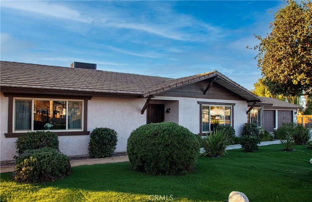 Photo of 30225 Amber Lane, Hemet, CA 92543 (MLS # SW26016902)