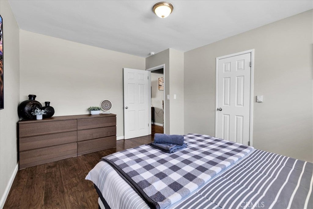 61537 Valley View Drive