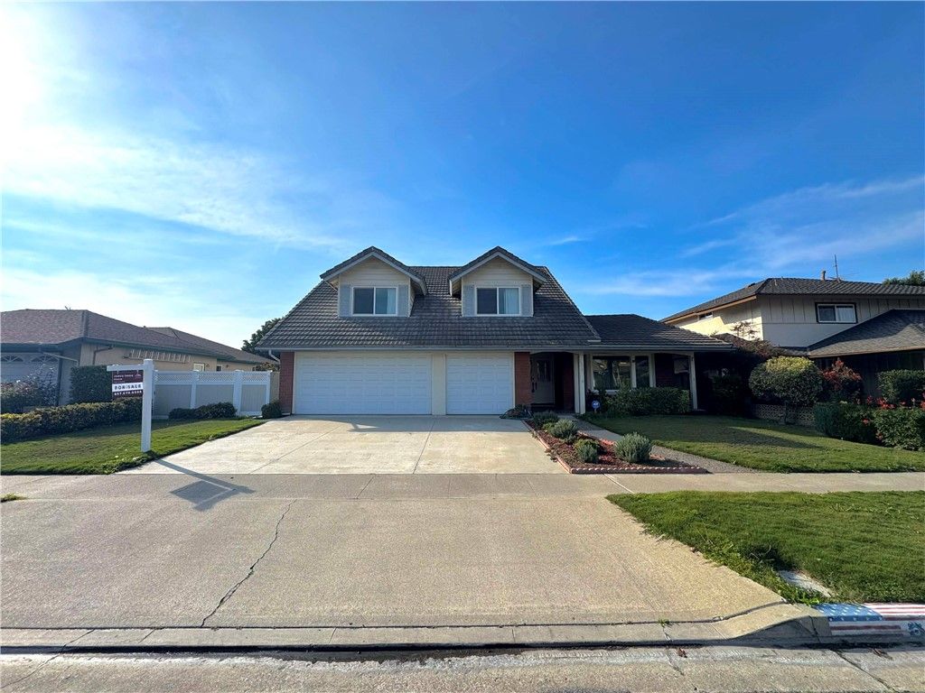 Photo of 15781 Clarendon St, Westminster, CA 92683 (MLS # PW25273488)