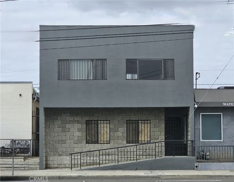 12621 Prairie Avenue Hawthorne CA 90250