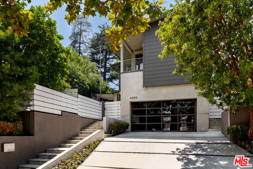 4065 Kraft Avenue