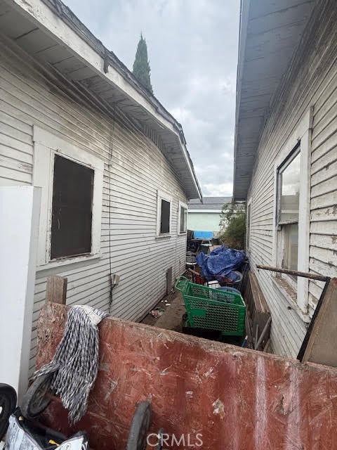 8201 Morton