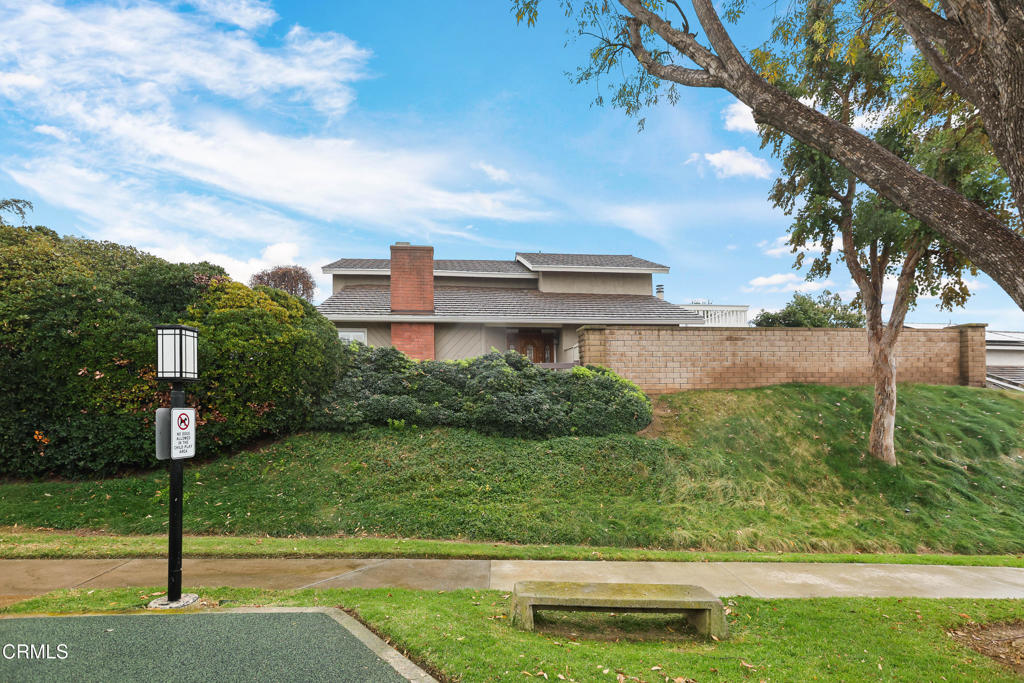 2050 Fallingleaf Circle