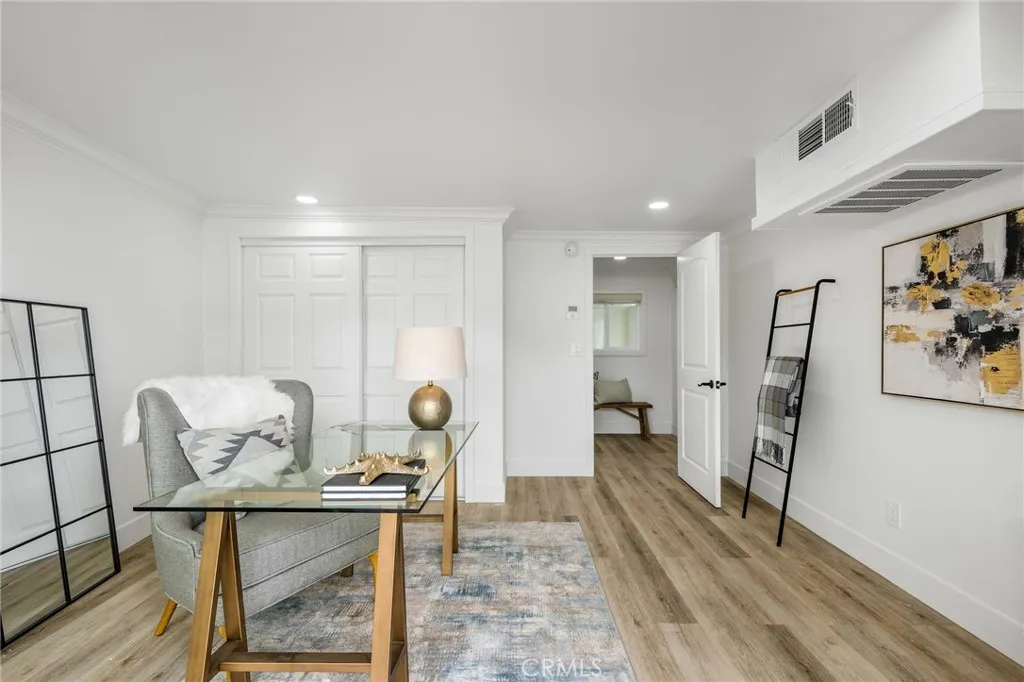 Laguna Beach, California 92651, United States, 4 Bedrooms Bedrooms, ,2 BathroomsBathrooms,Residential,Active,161930