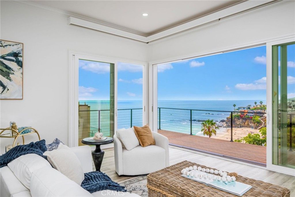 Photo of 32015 Point Place, Laguna Beach, CA 92651 (MLS # OC25145984)