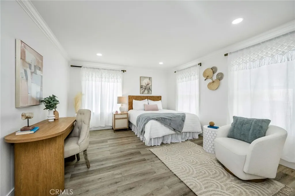 Laguna Beach, California 92651, United States, 4 Bedrooms Bedrooms, ,2 BathroomsBathrooms,Residential,Active,161930