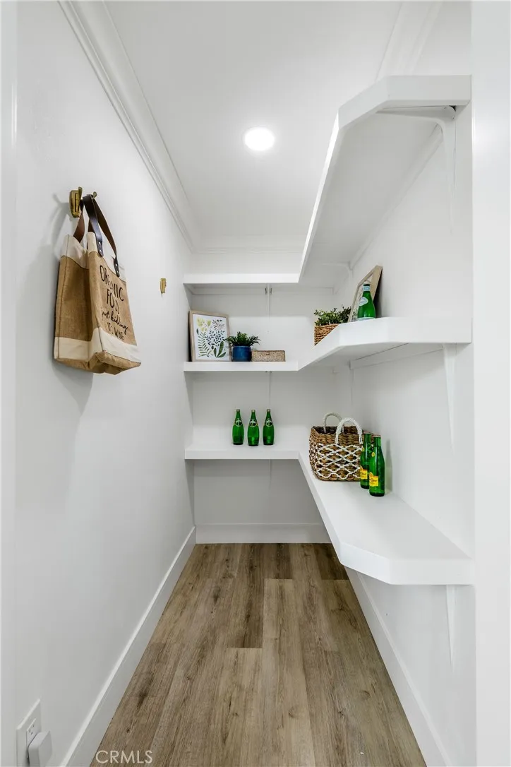 Laguna Beach, California 92651, United States, 4 Bedrooms Bedrooms, ,2 BathroomsBathrooms,Residential,Active,161930