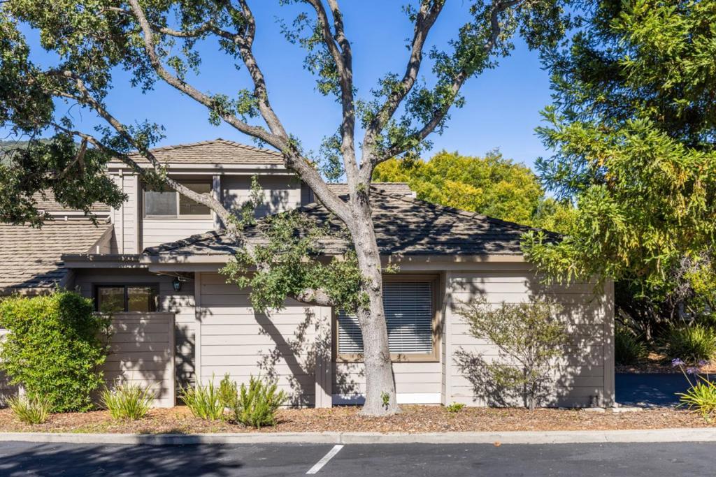 135 White Oaks Lane