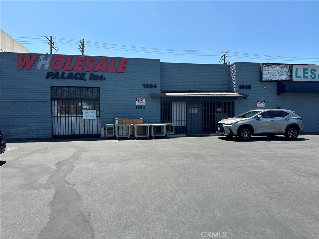 Properties 1 1004 W Burbank Boulevard