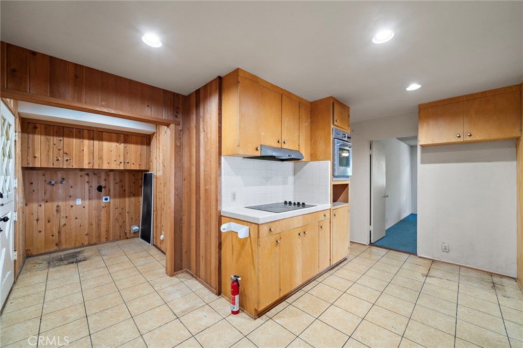 459 Hilledge Drive, Laguna Beach CA 92651 - Photo 16