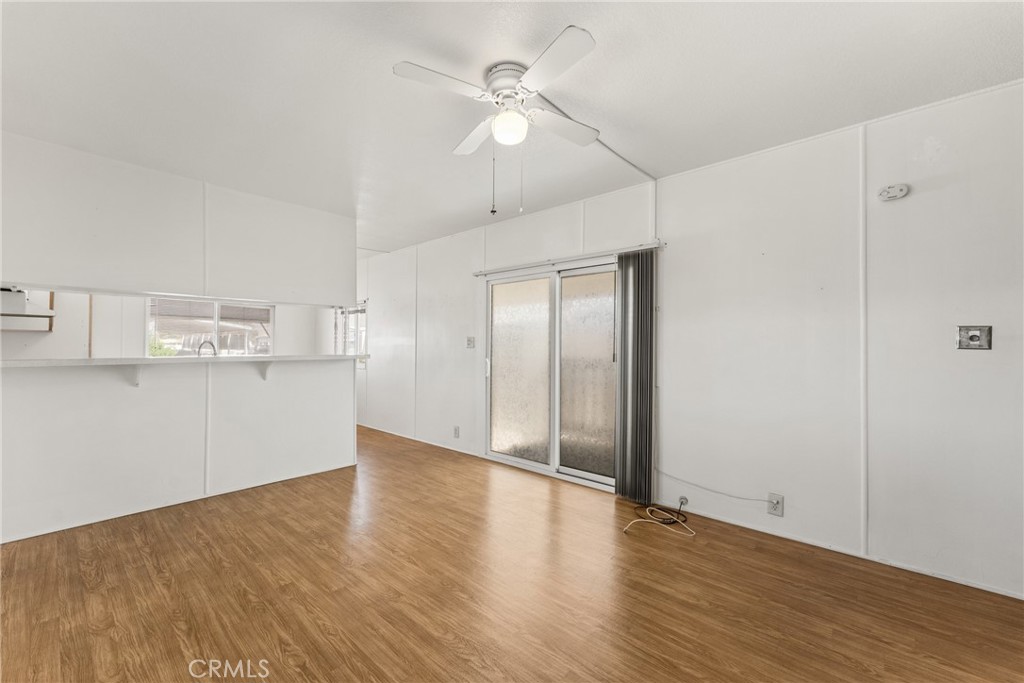 655 E Main 60