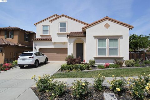 Photo of 5202 SALERNO DR Dr, Dublin, CA 94568 (MLS # 41133200)