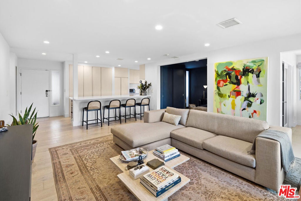 Photo of 930 California Avenue #301, Santa Monica, CA 90403 (MLS # 26839617)