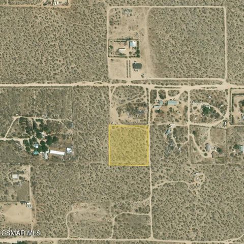 Photo of Joshua Lane, Mojave, CA 93501 (MLS # 226001937)