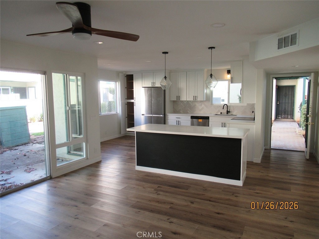 1817 E Grand Unit 65