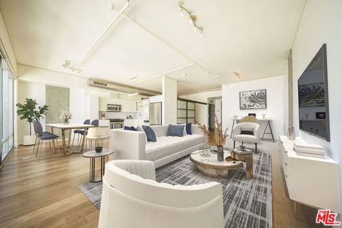 Photo of 1100 S Hope Street #1506, Los Angeles, CA 90015 (MLS # 25587267)