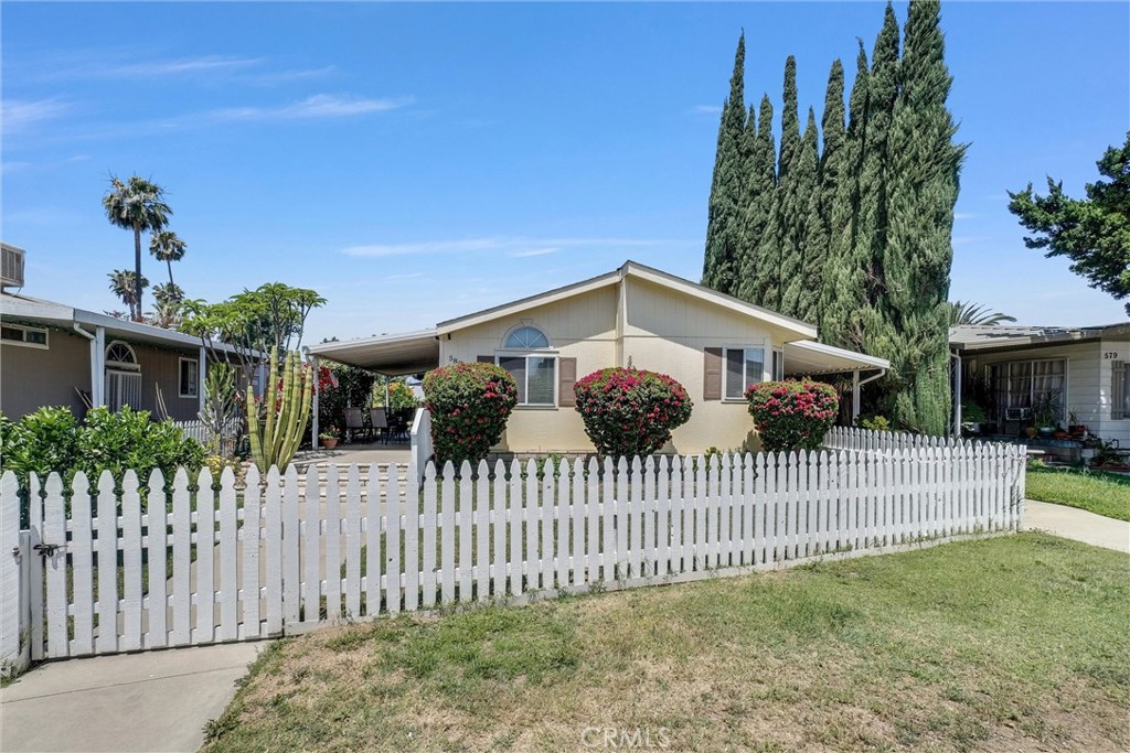 5800 Hamner