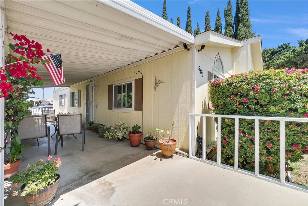 5800 Hamner