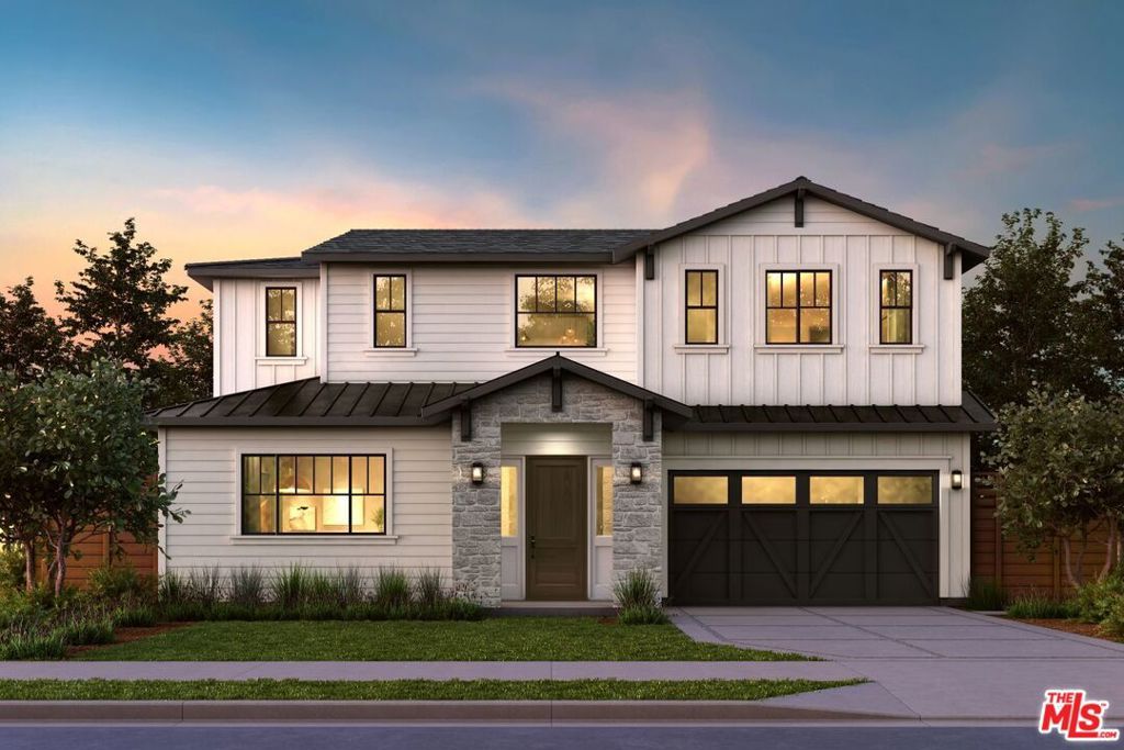 Photo of 8004 El Manor Avenue, Los Angeles, CA 90045 (MLS # 26653777)