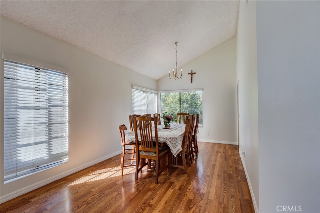 6 Hunter Point Road