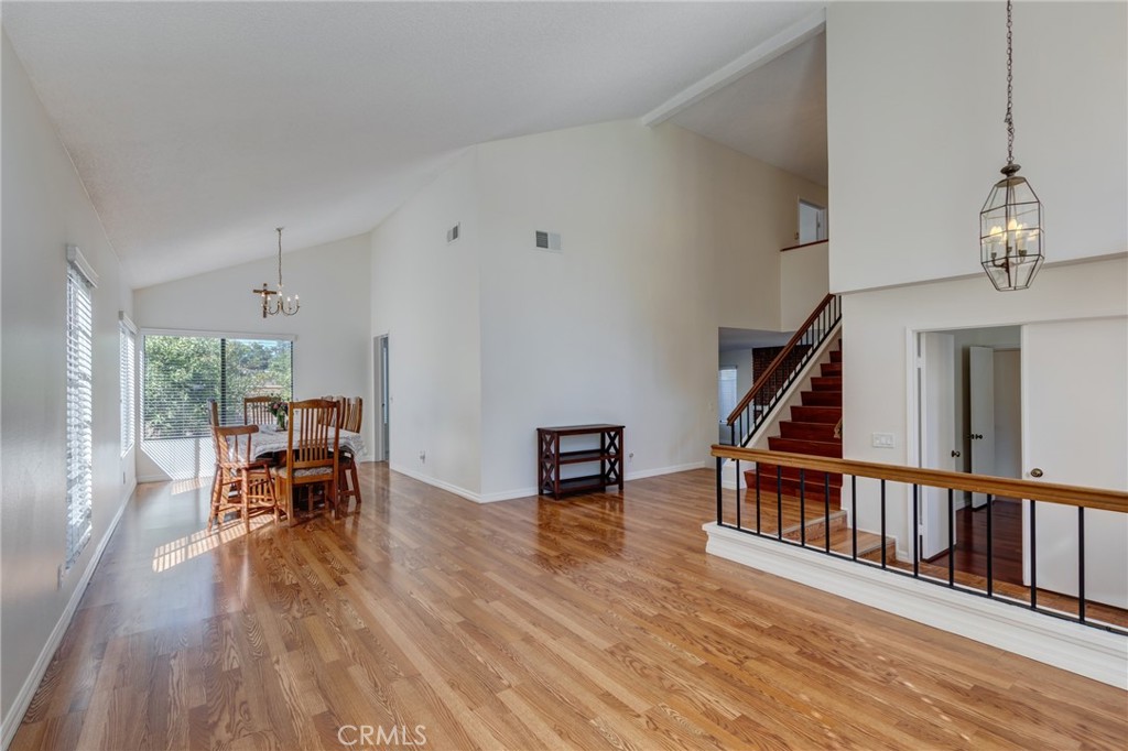 6 Hunter Point Road