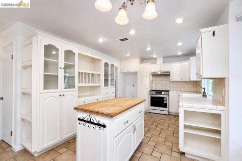 Tiny photo for 1967 Cheyenne Way, Stockton, CA 95209 (MLS # 41139075)