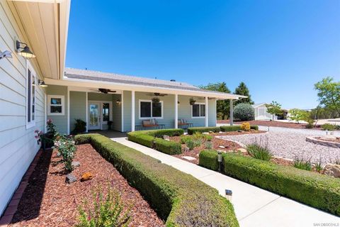 Photo of 43700 Sunshine Circle CIR, Aguanga, CA 92536 (MLS # 260011540SD)