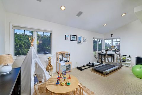Tiny photo for 743 Marsolan Ave Ave, Solana Beach, CA 92075 (MLS # 260005382SD)