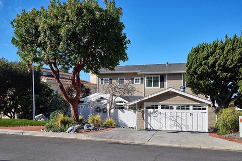 Tiny photo for 743 Marsolan Ave Ave, Solana Beach, CA 92075 (MLS # 260005382SD)