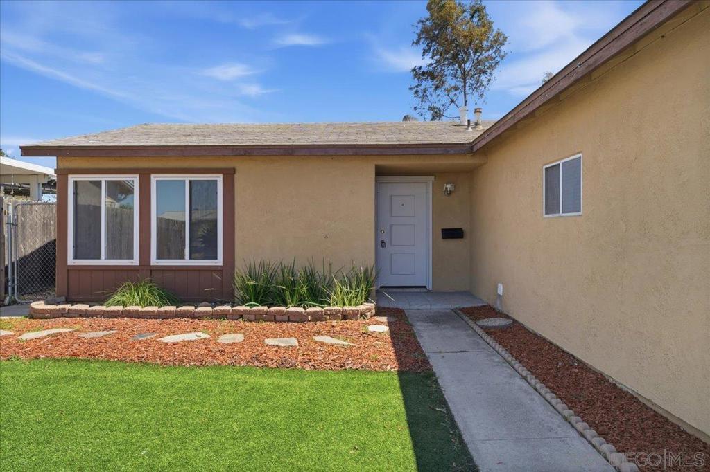 8737 Jade Coast Dr