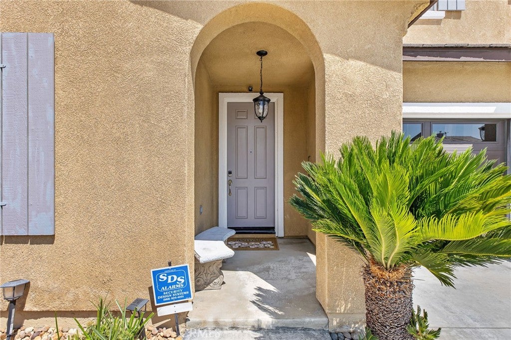 14586 Willow Leaf Road
