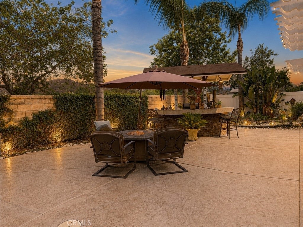 14586 Willow Leaf Road