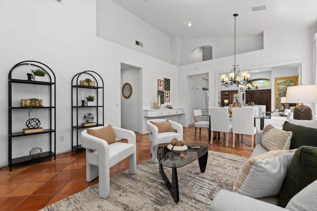 5365 Caminito Exquisito