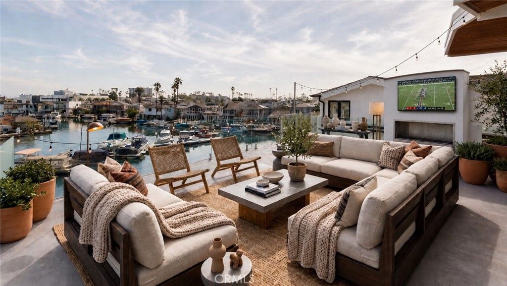 Photo of 44 Balboa, Newport Beach, CA 92663 (MLS # OC26017040)
