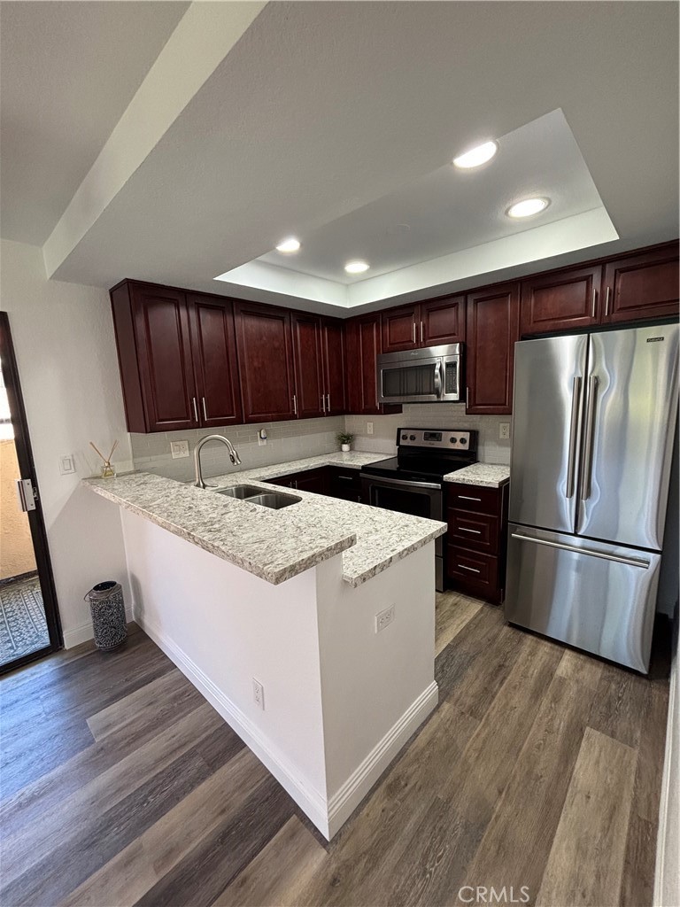 113 Pearl 106