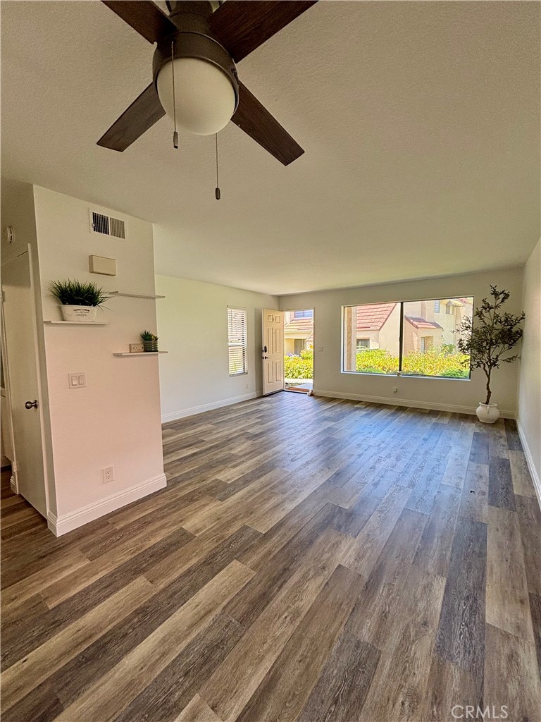Crystal Cay (LH) (CC) - Residential