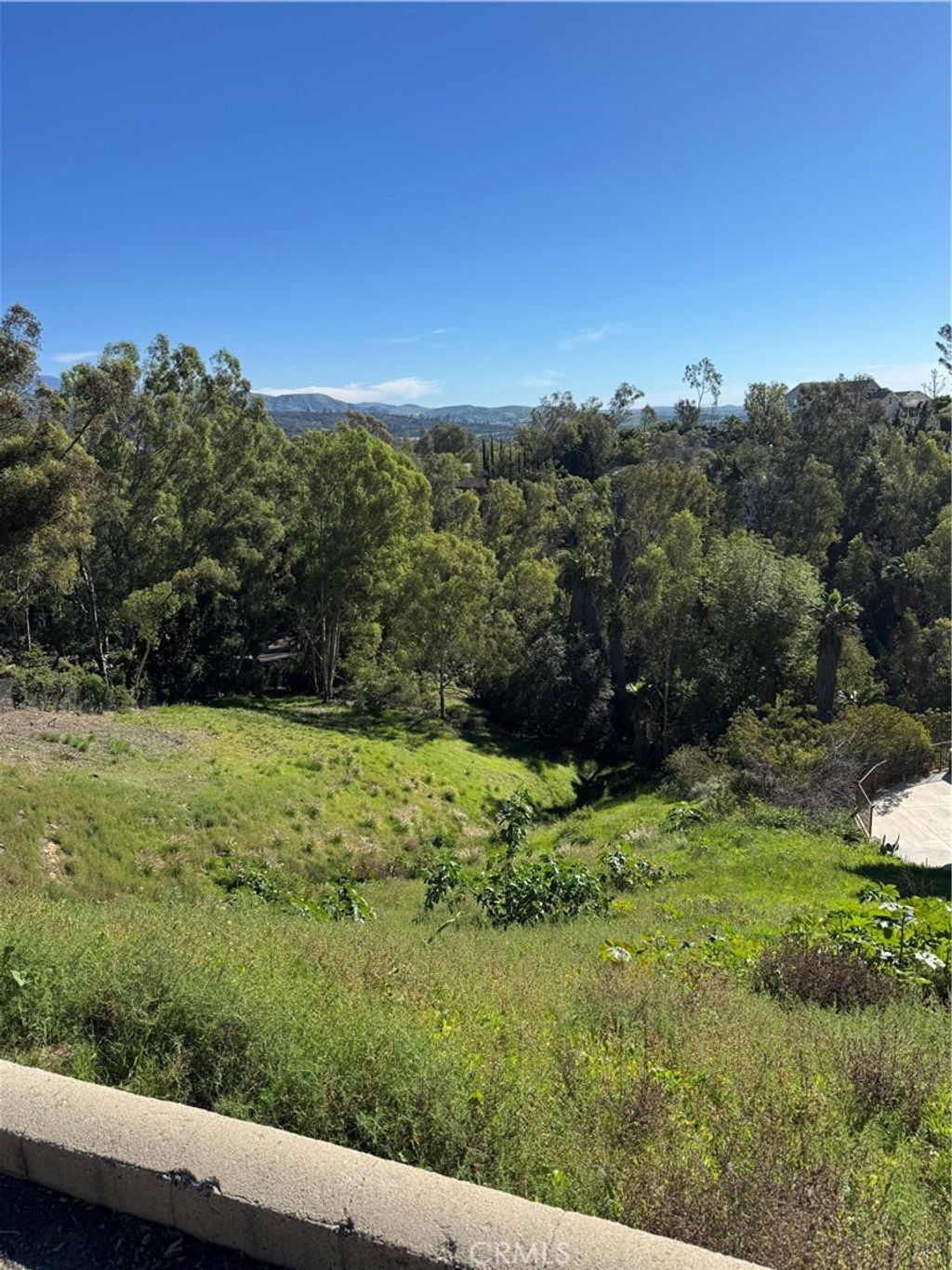 Photo of 2171 Lemon Heights Dr, North Tustin, CA 92705 (MLS # OC26013866)