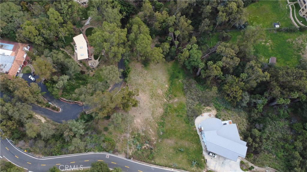 2171 Lemon Heights