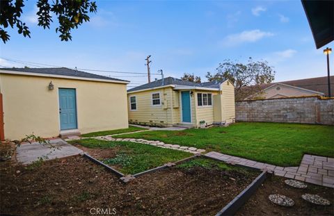Photo of 7750 Pickering Avenue, Whittier, CA 90602 (MLS # CV25250024) Photo of 7750 Pickering Avenue, Whittier, CA 90602 (MLS # CV25250024)