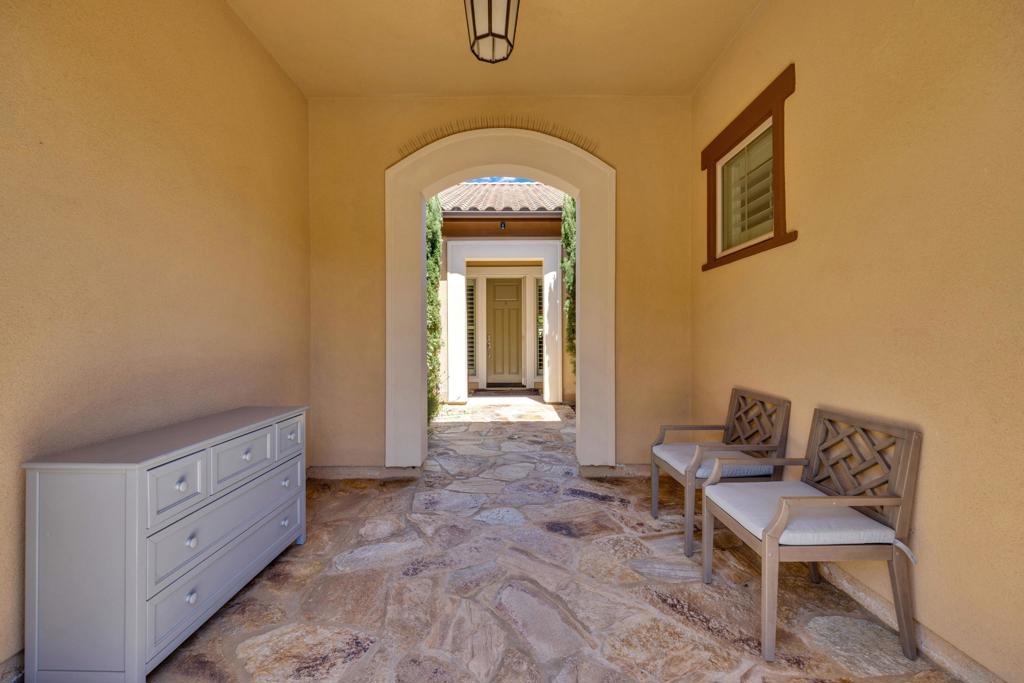 5620 Rancho Del Caballo