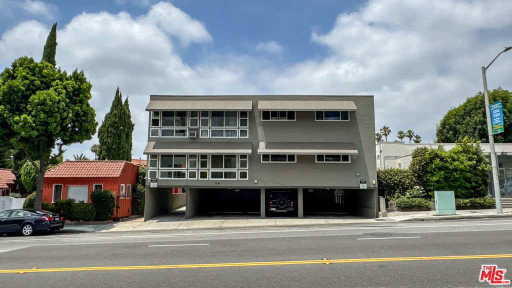1241 N Fairfax Avenue