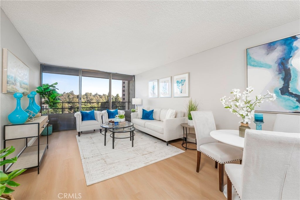 24055 Paseo Del Lago 608