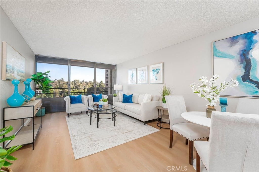 24055 Paseo Del Lago 608