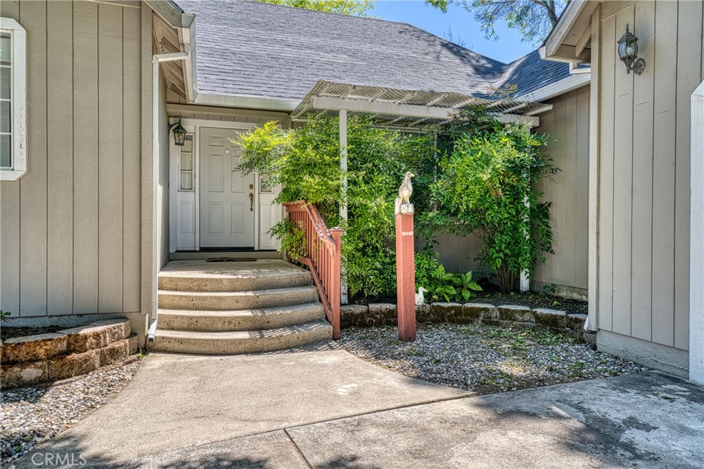 215 Silver Court