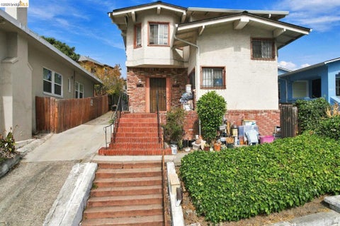 Photo of 2425 Park Blvd BLVD, Oakland, CA 94606 (MLS # 41151653)