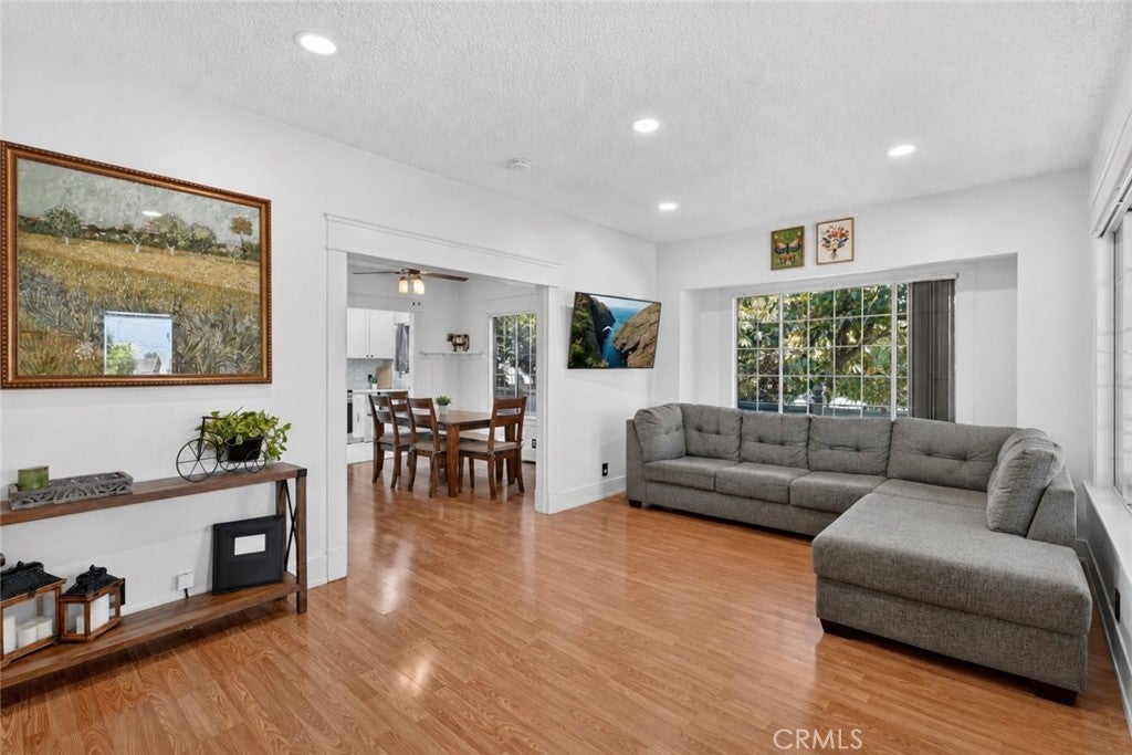 2700 W Olive Avenue