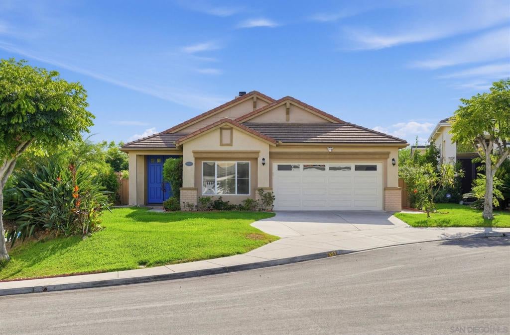 6268 Canyon Bluff Ct